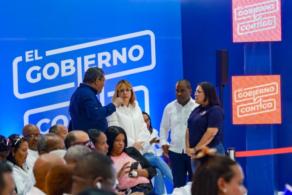 Familias destacan papel del Plan Social en inicio del programa “El Gobierno Contigo”