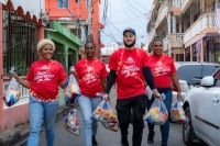 La Ruta de la Esperanza comienza alegrar la navidad a familias de todo el país